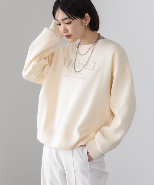 Bou Jeloud(ブージュルード)の「MOSELフロッキーロゴプルオーバー(スウェット・レディース・オフホワイト/グレー/ブラック・FREE)」の4枚目の写真