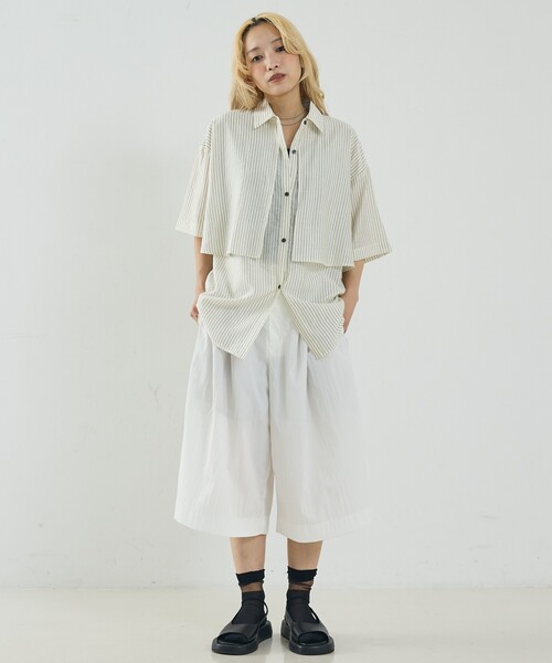 NOMINE(ノミネ)の「ロングヨーク ハーフスリーブ/半袖 シャツ(シャツ/ブラウス・レディース・ピンク/ホワイト/サックスブルー/ブラック/ホワイト系その他・フリー)」の6枚目の写真