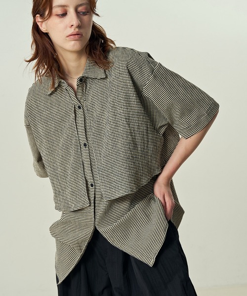 NOMINE(ノミネ)の「ロングヨーク ハーフスリーブ/半袖 シャツ(シャツ/ブラウス・レディース・ピンク/ホワイト/サックスブルー/ブラック/ホワイト系その他/その他・フリー)」の6枚目の写真