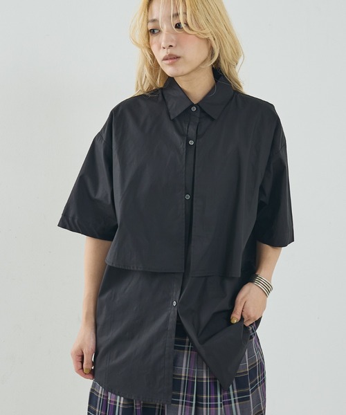 NOMINE(ノミネ)の「ロングヨーク ハーフスリーブ/半袖 シャツ(シャツ/ブラウス・レディース・ピンク/ホワイト/サックスブルー/ブラック/ホワイト系その他・フリー)」の4枚目の写真