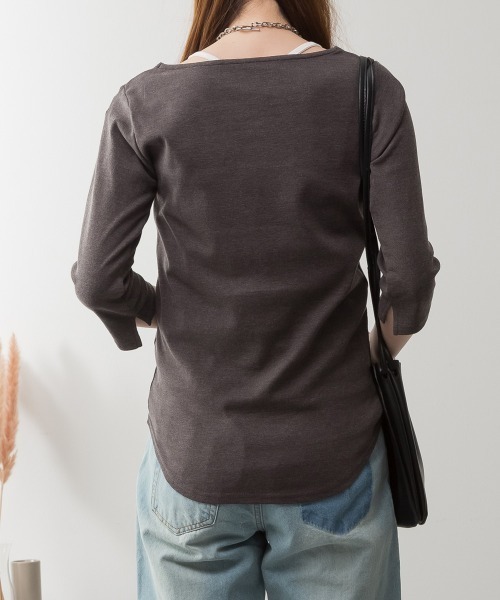 RCD(アールシーディー)の「Vネック七分袖プルオーバー(Tシャツ/カットソー・レディース・ブラック/カーキ/チャコールグレー/杢グレー/オフホワイト・M/L/LL/3L)」の14枚目の写真