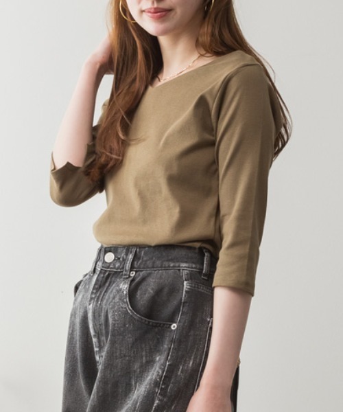 RCD(アールシーディー)の「Vネック七分袖プルオーバー(Tシャツ/カットソー・レディース・ブラック/カーキ/チャコールグレー/杢グレー/オフホワイト・M/L/LL/3L)」の20枚目の写真
