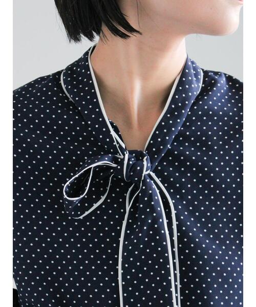 Te chichi（テチチ）の「パターンアソートボウタイブラウス《2026 spring catalog item》（シャツ/ブラウス・レディース・オフホワイト/ブルー/イエロー/ネイビー・F）」の22枚目の写真