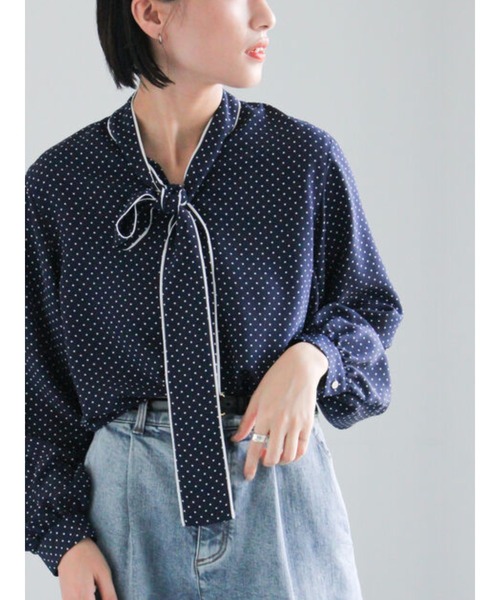 Te chichi（テチチ）の「パターンアソートボウタイブラウス《2026 spring catalog item》（シャツ/ブラウス・レディース・オフホワイト/ブルー/イエロー/ネイビー・F）」の2枚目の写真