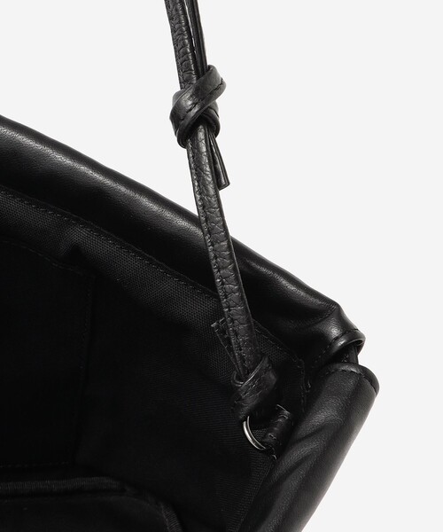 MACKINTOSH LONDON（マッキントッシュ ロンドン）の「PUレザードローストリングバッグ（トートバッグ・レディース・ブラック・FREE）」の6枚目の写真