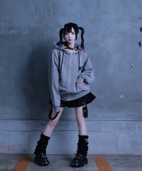 Amilige（アミリージュ）の「クロスプリントZIPパーカー（パーカー・レディース・ブラック/グレー・FREE）」の6枚目の写真