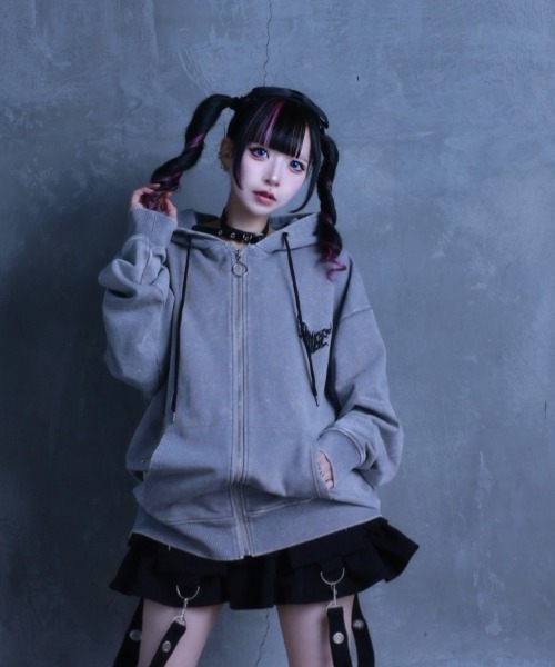 Amilige（アミリージュ）の「クロスプリントZIPパーカー（パーカー・レディース・ブラック/グレー・FREE）」の3枚目の写真