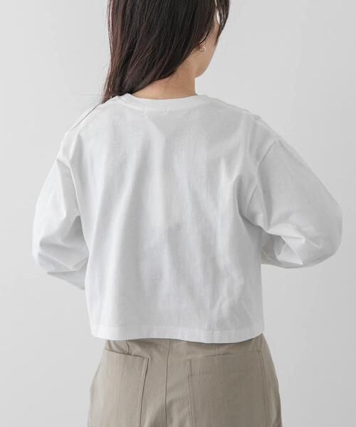 FORK&SPOON(フォークアンドスプーン)の「FORK&SPOON スリーブロゴクロップドTシャツ(Tシャツ/カットソー・レディース・オフホワイト/イエロー系その他・1)」の5枚目の写真