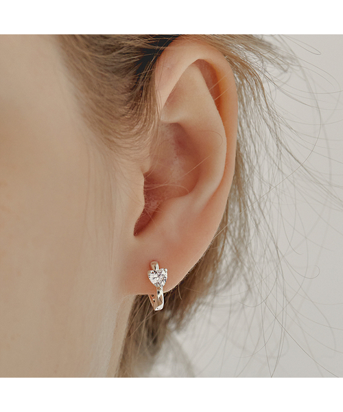 HEI（ヘイ）の「heart onetouch earring（ピアス（両耳用）・レディース・ホワイト/イエローゴールド・FREE）」の2枚目の写真