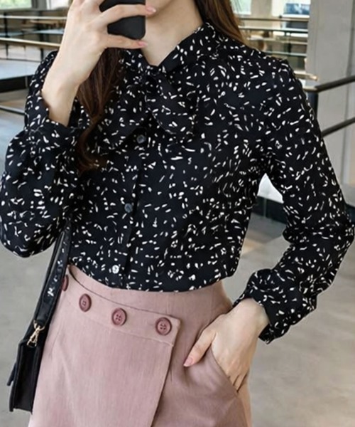 SallyLunn(サリーラン)の「蝶結びプリントシャツ(シャツ/ブラウス・レディース・グリーン/ブラック・LARGE/MEDIUM)」の9枚目の写真