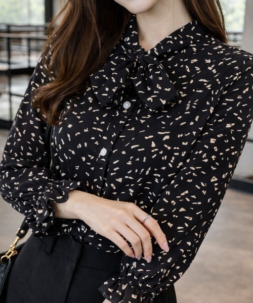 SallyLunn(サリーラン)の「蝶結びプリントシャツ(シャツ/ブラウス・レディース・グリーン/ブラック・LARGE/MEDIUM)」の11枚目の写真