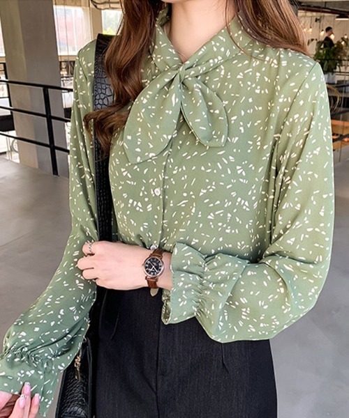 SallyLunn(サリーラン)の「蝶結びプリントシャツ(シャツ/ブラウス・レディース・グリーン/ブラック・LARGE/MEDIUM)」の12枚目の写真