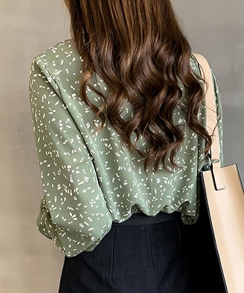 SallyLunn(サリーラン)の「蝶結びプリントシャツ(シャツ/ブラウス・レディース・グリーン/ブラック・LARGE/MEDIUM)」の15枚目の写真