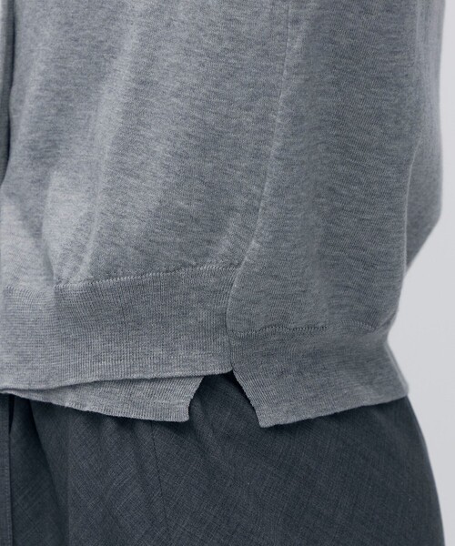 BACCA（バッカ）の「ハイゲージコットン クルーネックカーディガン（カーディガン/ボレロ・レディース・チャコールグレー・S）」の10枚目の写真