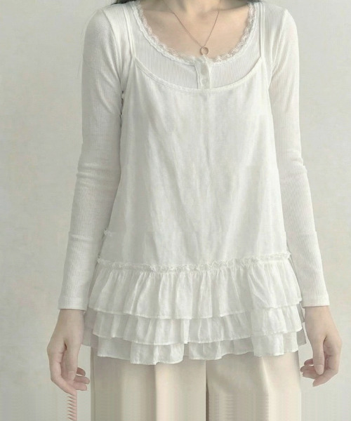 VIVID LADY(ビビッドレディー)の「フリル ティアード キャミソールトップス(Tシャツ/カットソー・レディース・ブラック/アイボリー/グレー・FREE)」の12枚目の写真