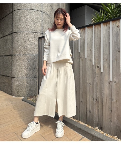 LUGIVA（ルギヴァ）の「【LUGIVA/ルギバ】フロントジップスウェットロングスカート（スカート・レディース・オフホワイト/ブラック・FREE）」の3枚目の写真