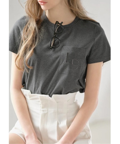 LUDICRUM（ルーディクルム）の「LD Embroidery Tshirt（Tシャツ/カットソー・レディース・ブラック/オフホワイト/グレー・FREE）」の3枚目の写真