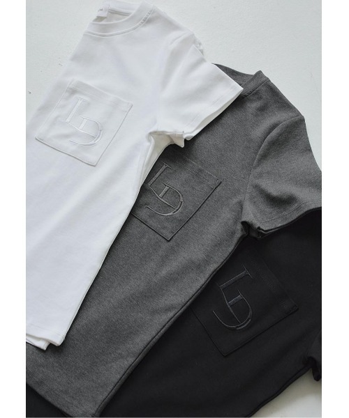 LUDICRUM（ルーディクルム）の「LD Embroidery Tshirt（Tシャツ/カットソー・レディース・ブラック/オフホワイト/グレー・FREE）」の6枚目の写真