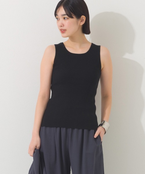 OMNES(オムネス)の「横編みリブタンクトップ(タンクトップ・レディース・オートミール/ライトグレー/アイボリー/ブラック・FREE)」の10枚目の写真