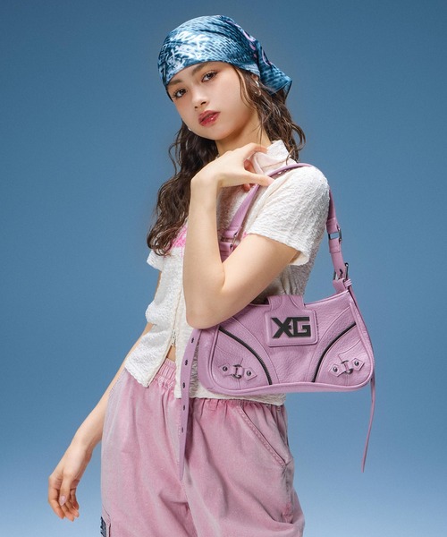 XG EMBLEM BUCKLE PANELED SHOULDER BAG（ショルダーバッグ）｜X-girl