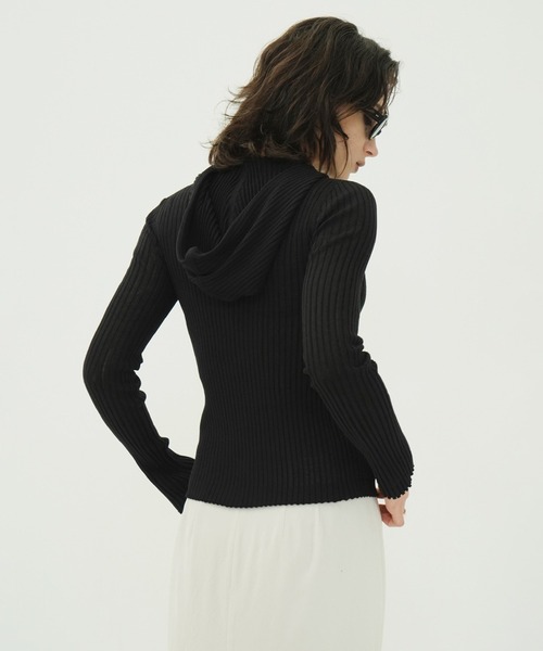 CLANE（クラネ）の「SHEER HOODED KNIT CARDIGAN（パーカー・レディース・アイボリー/サックスブルー・1/2）」の21枚目の写真