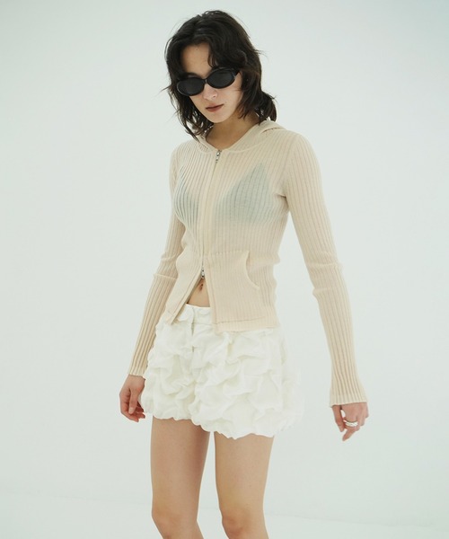 CLANE（クラネ）の「SHEER HOODED KNIT CARDIGAN（パーカー・レディース・アイボリー/サックスブルー・1/2）」の12枚目の写真