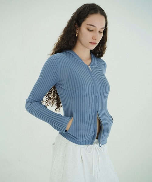 CLANE（クラネ）の「SHEER HOODED KNIT CARDIGAN（パーカー・レディース・アイボリー/サックスブルー・1/2）」の4枚目の写真