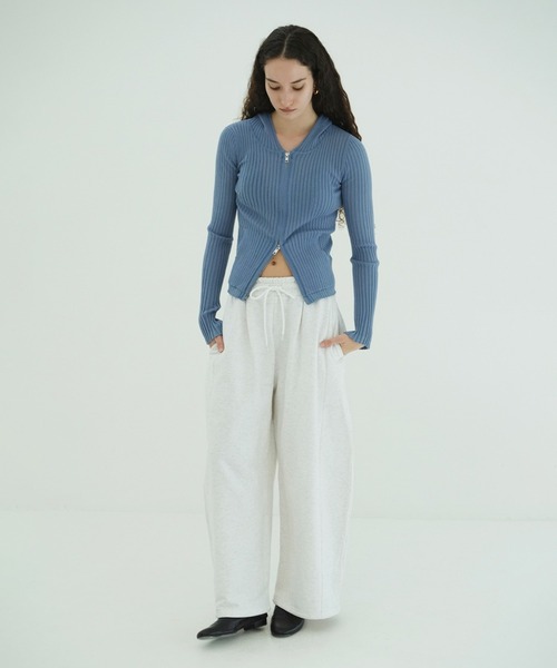 CLANE（クラネ）の「SHEER HOODED KNIT CARDIGAN（パーカー・レディース・アイボリー/サックスブルー・1/2）」の7枚目の写真