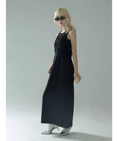:ETHROF（イーサオブ）の「CORD EMBROIDERY BUSTIER LAYERED DRESS（ワンピース・レディース・ブラック・MEDIUM）」の3枚目の写真