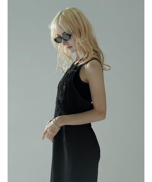 :ETHROF（イーサオブ）の「CORD EMBROIDERY BUSTIER LAYERED DRESS（ワンピース・レディース・ブラック・MEDIUM）」の8枚目の写真