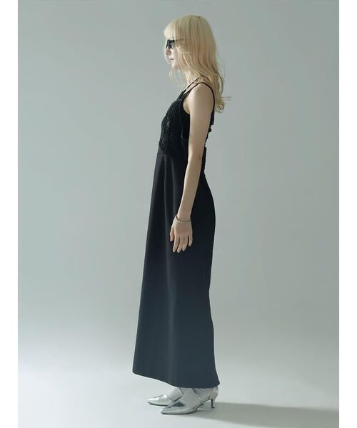 :ETHROF（イーサオブ）の「CORD EMBROIDERY BUSTIER LAYERED DRESS（ワンピース・レディース・ブラック・MEDIUM）」の14枚目の写真