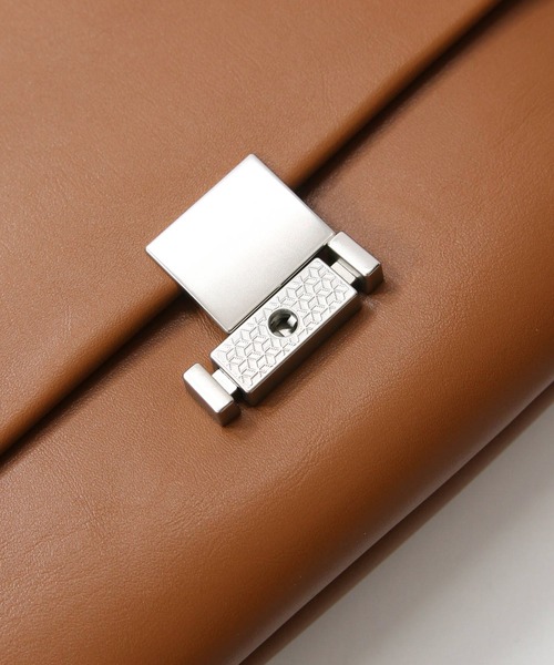 Gready Brilliant（グレディブリリアン）の「ソフトフラップショルダー（ショルダーバッグ・レディース・ブラック/ブラウン・FREE）」の22枚目の写真