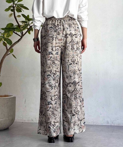 un dix cors（アンディコール）の「小花柄パンツ（その他パンツ・レディース・ベージュ/ブラウン・FREE）」の3枚目の写真