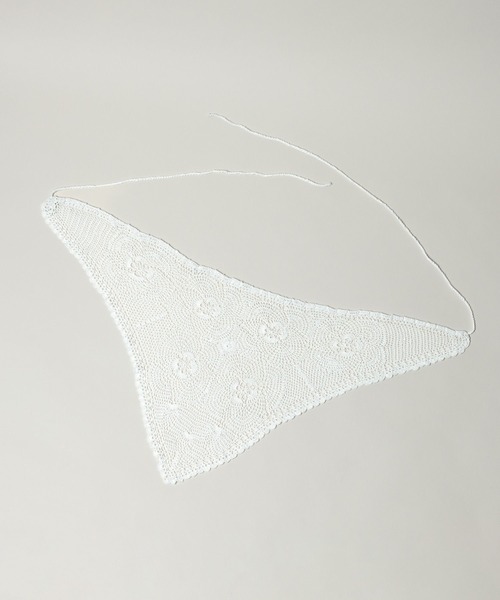 A part by（アパートバイ）の「クロシェトライアングルスカーフ（ストール/ショール・レディース・オフホワイト/ブラック・FREE）」の17枚目の写真