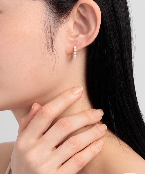 PLUS VENDOME(プラス ヴァンドーム)の「PEARL_ピアス(ピアス(両耳用)・レディース・ゴールド・ONE SIZE)」の4枚目の写真