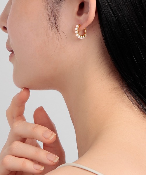PLUS VENDOME(プラス ヴァンドーム)の「PEARL_ピアス(ピアス(両耳用)・レディース・ゴールド・ONE SIZE)」の6枚目の写真