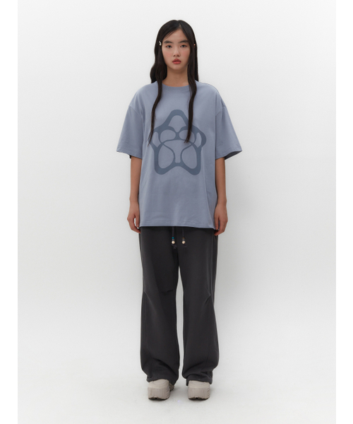 TUOMIO（トゥオミオ）の「STAR GRAPHIC OVERSIZED T-SHIRT [BABY BLUE]（Tシャツ/カットソー・レディース・その他・2/1）」の2枚目の写真