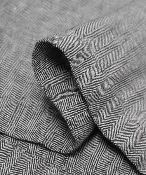 URBAN RESEARCH DOORS（アーバンリサーチドアーズ）の「ヘリンボーンリネンワイドギャザーパンツ（その他パンツ・レディース・グレー系その他・MEDIUM/SMALL）」の15枚目の写真