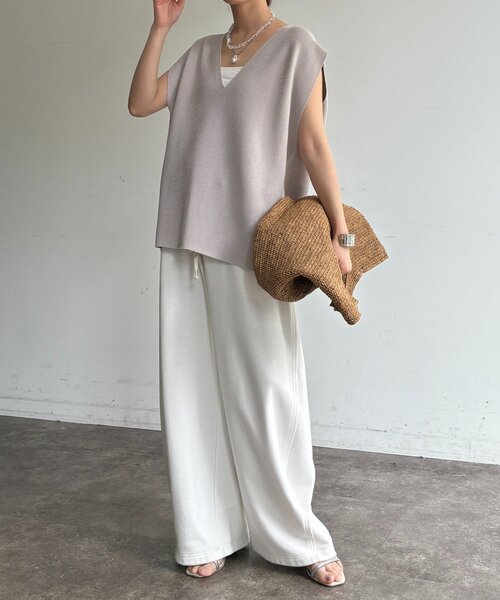 DouDou(ドゥドゥ)の「ガーターフレンチプルオーバー(Tシャツ/カットソー・レディース・ネイビー/チャコールグレー/グレイッシュベージュ・FREE)」の16枚目の写真