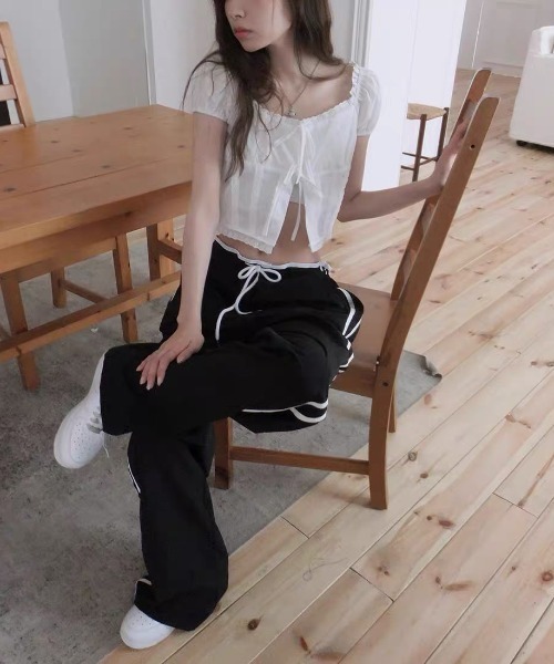 Vipoa（ヴィポア）の「Short frill puff blouse（シャツ/ブラウス・レディース・ブラック/ホワイト・FREE）」の11枚目の写真
