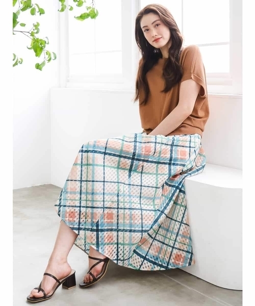 MICHEL KLEIN（ミッシェル・クラン）の「[オリジナルプリント]チェックフレアスカート（スカート・レディース・ライトピンク・38）」の8枚目の写真