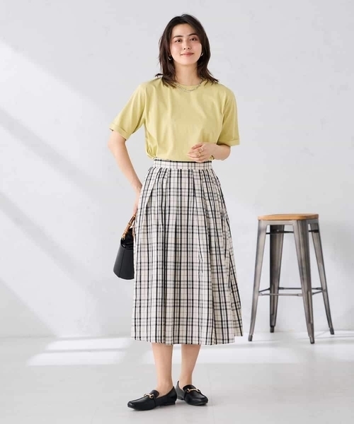 a.v.v(アーヴェヴェ)の「【接触冷感/UVカット/コットン100%/WEB限定】ロールアップハーフスリーブTシャツ(Tシャツ/カットソー・レディース・ミント/ネイビー/アイボリー/ブラック/ホワイト/クリーム/ブルー・36/38/40/42)」の15枚目の写真