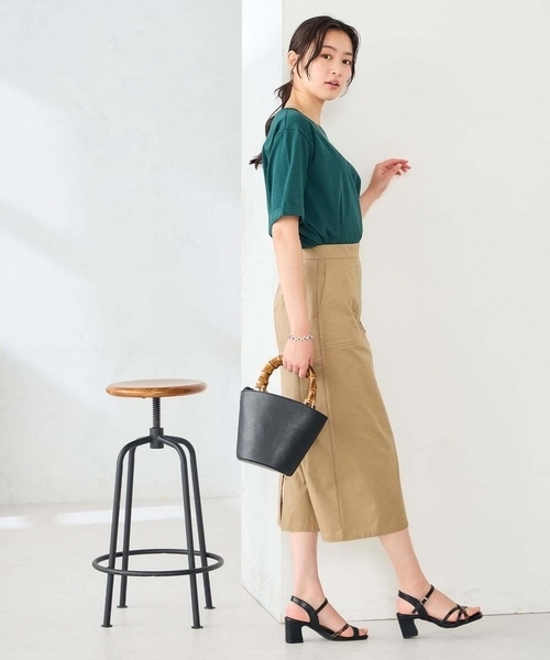 a.v.v(アーヴェヴェ)の「【接触冷感/UVカット/コットン100%/WEB限定】ロールアップハーフスリーブTシャツ(Tシャツ/カットソー・レディース・ミント/ネイビー/アイボリー/ブラック/ホワイト/クリーム/ブルー・36/38/40/42)」の20枚目の写真