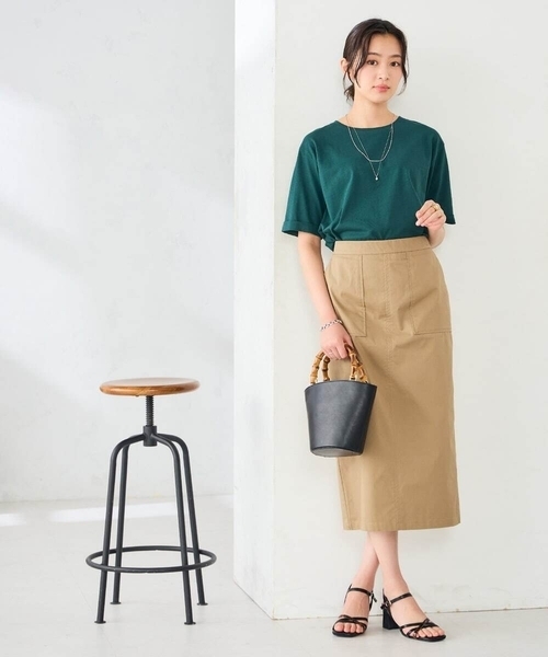 a.v.v(アーヴェヴェ)の「【接触冷感/UVカット/コットン100%/WEB限定】ロールアップハーフスリーブTシャツ(Tシャツ/カットソー・レディース・ミント/ネイビー/アイボリー/ブラック/ホワイト/クリーム/ブルー・36/38/40/42)」の21枚目の写真