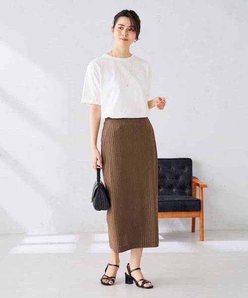 a.v.v(アーヴェヴェ)の「【接触冷感/UVカット/コットン100%/WEB限定】ロールアップハーフスリーブTシャツ(Tシャツ/カットソー・レディース・ミント/ネイビー/アイボリー/ブラック/ホワイト/クリーム/ブルー・36/38/40/42)」の14枚目の写真