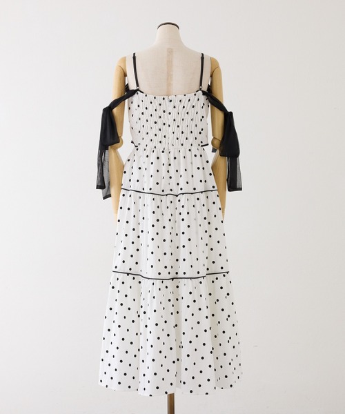 one after another NICE CLAUP（ワンアフターアナザーナイスクラップ）の「【SMサイズ展開あり】サイドカットロングワンピース（ワンピース・レディース・ブラック/ブルー系その他/ドット/チェック・SMALL/MEDIUM）」の11枚目の写真