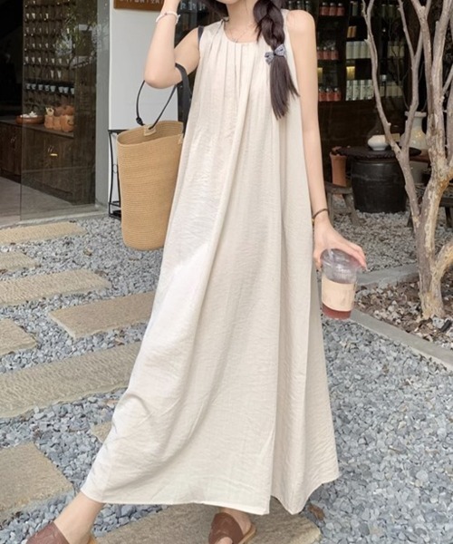 mielu(ミエル)の「Aラインリラックスロングワンピース(ワンピース・レディース・ミント/ブラック・LARGE/MEDIUM)」の13枚目の写真