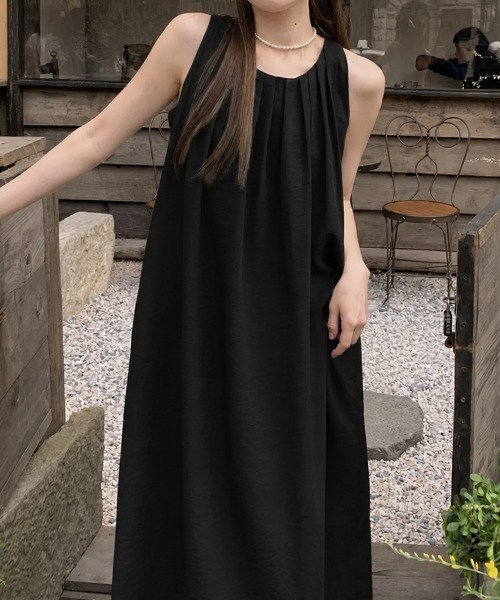 mielu(ミエル)の「Aラインリラックスロングワンピース(ワンピース・レディース・ミント/ブラック・LARGE/MEDIUM)」の16枚目の写真