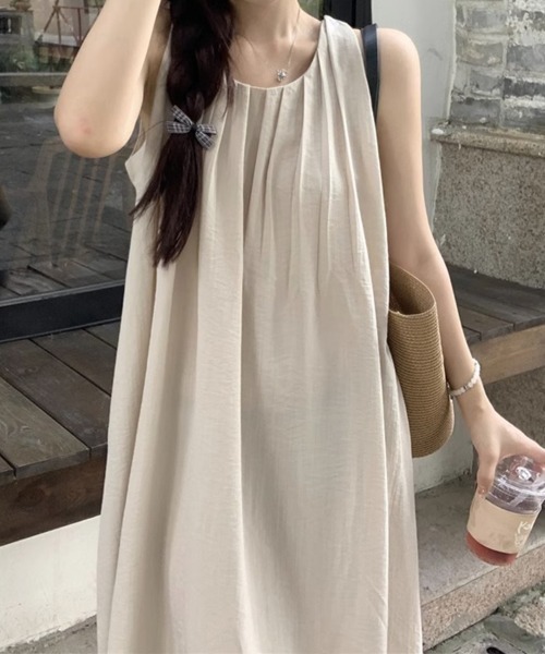 mielu(ミエル)の「Aラインリラックスロングワンピース(ワンピース・レディース・ミント/ブラック・LARGE/MEDIUM)」の15枚目の写真