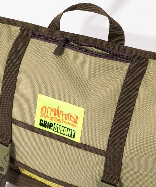 GRIP SWANY（グリップスワニー）の「Manhattan Portage×GRIP SWANY【MP1606REFGRSW】 Ny Messenger Bag  For GRIP SWANY（メッセンジャーバッグ・メンズ・ベージュ・FREE）」の8枚目の写真